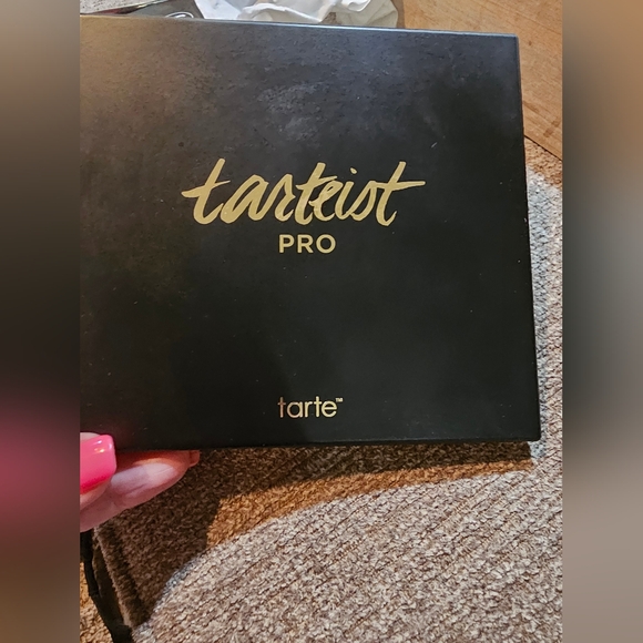 Tarte Tartiest Pro Palette. Only used a few times - Picture 2 of 4